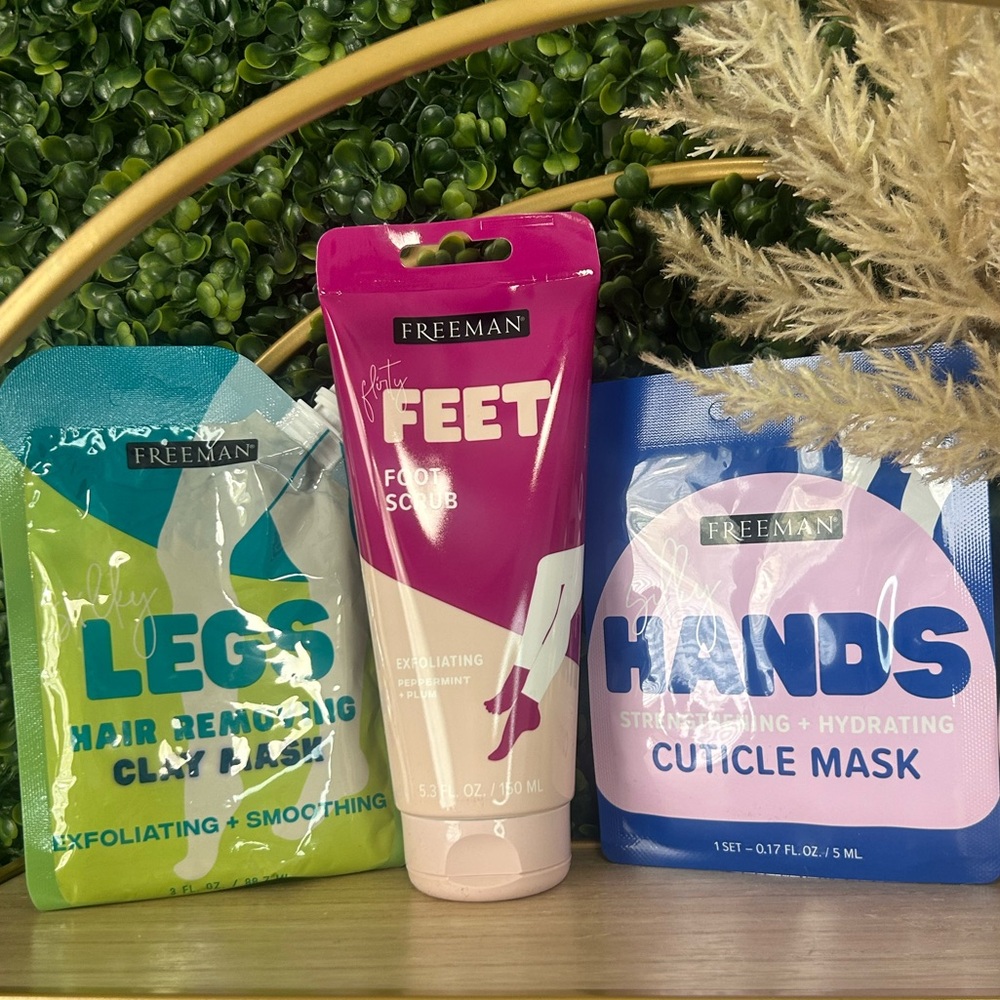 Peppermint & Plum Exfoliating Foot Scrub, Hair Removing Mask, Hands Cuticle Mask - Picture 1 of 5